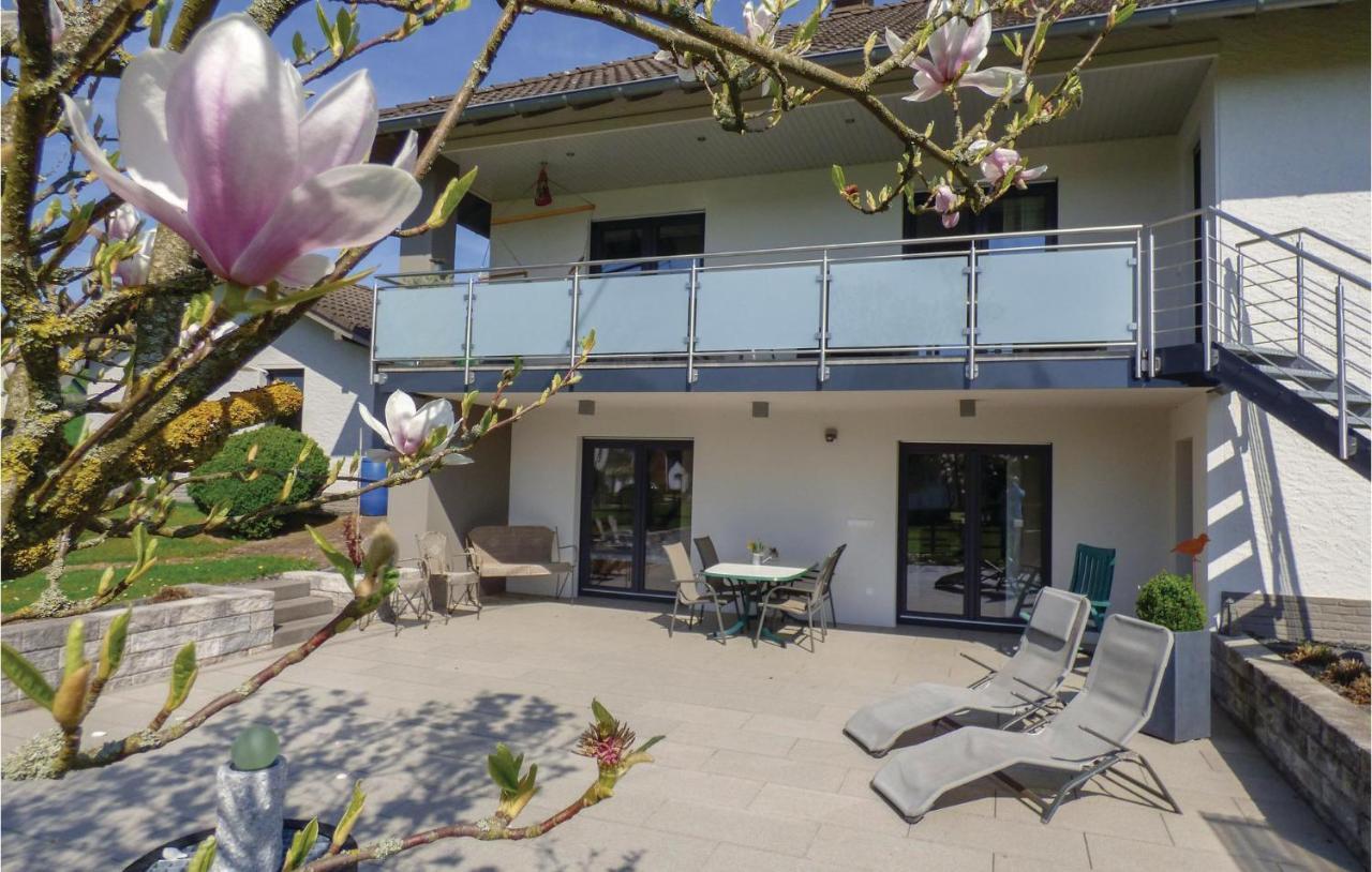 Cozy Apartment In Koerperich-Obersgegen With Wifi Korperich المظهر الخارجي الصورة